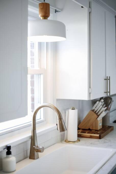 End Zone Escape-Light And Bright Hof Village Home Canton Exterior foto